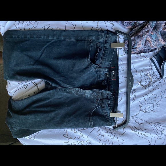 BDG - Picture 3 of 4